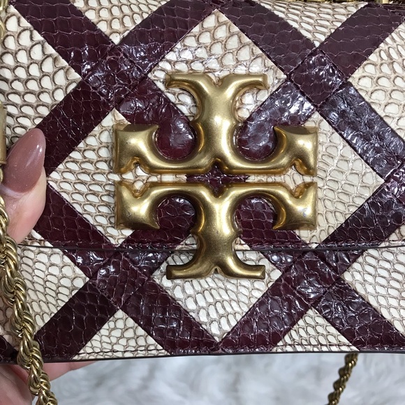 SOLD LIMITED Tory Burch Eleanor Snakeskin Crossbody Camera Bag - Picture 17 of 17